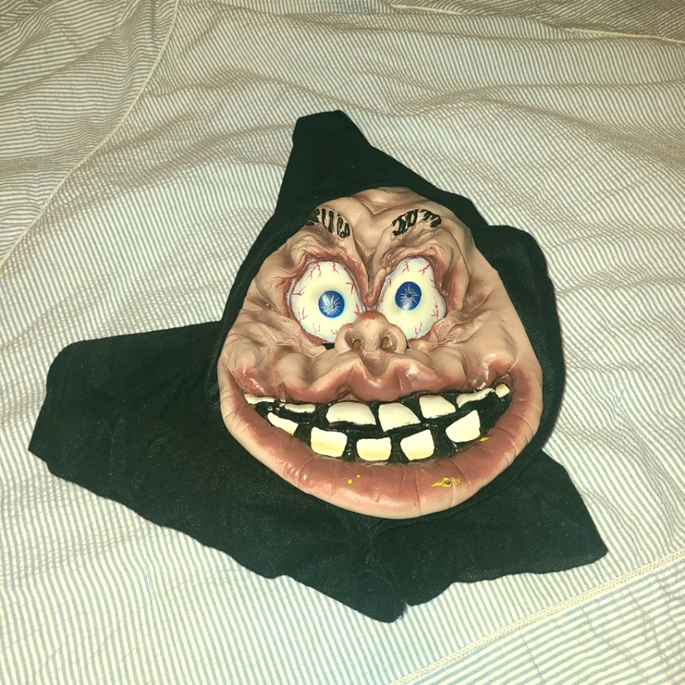 Halloween Bulging Eyes Ghoul Full Face Mask Scary Haunted House Fright